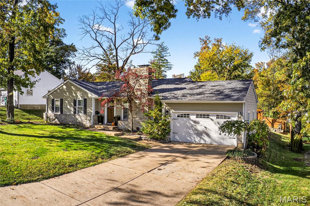 Homes for sale in Webster Groves, MO | 1515 Bridle Rd, Webster Groves, MO 63119 | MLS# MIS25073030