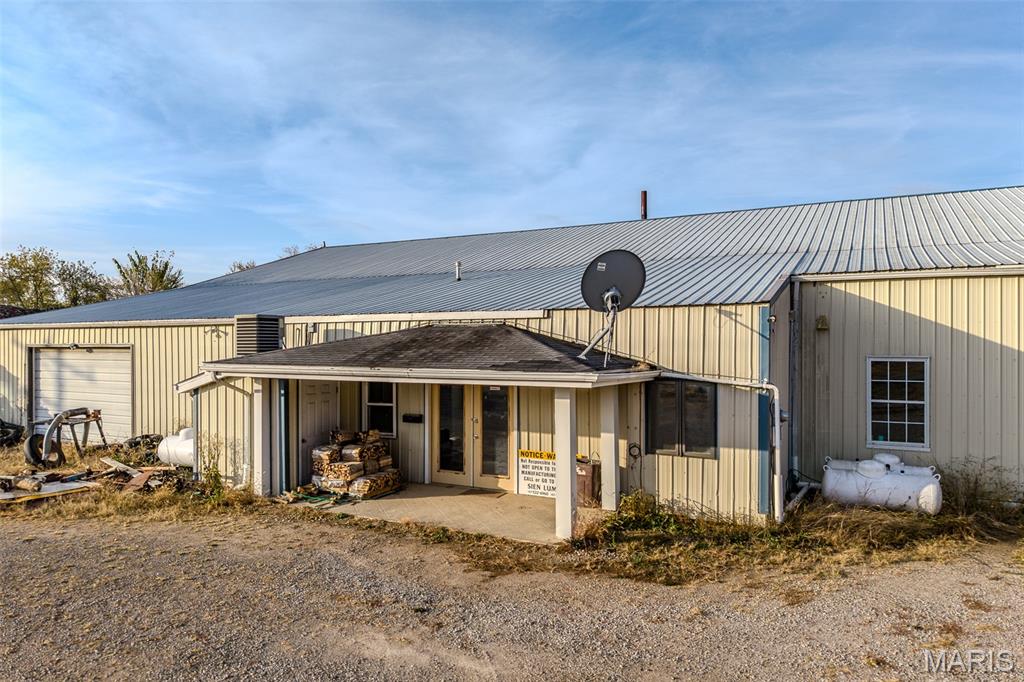 Homes for sale in Lebanon, MO | 30841 Old Hwy 5, Lebanon, MO 65536 | MLS# MIS25073389