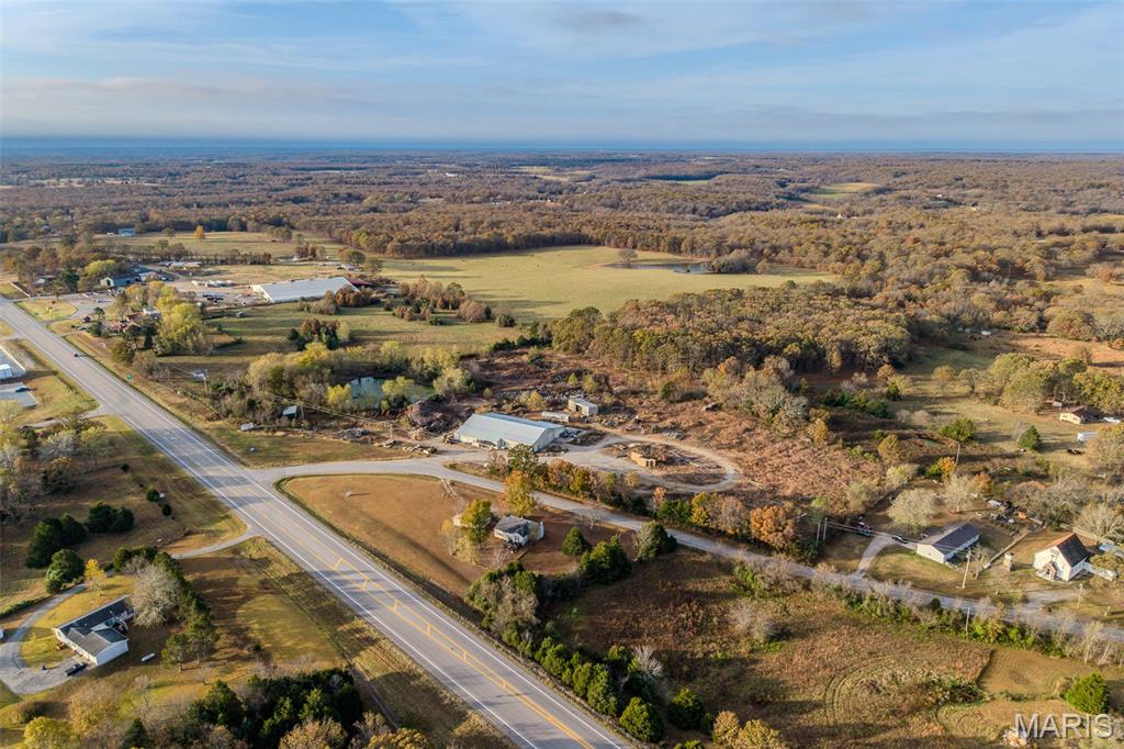 Homes for sale in Lebanon, MO | 30841 Old Hwy 5, Lebanon, MO 65536 | MLS# MIS25073389