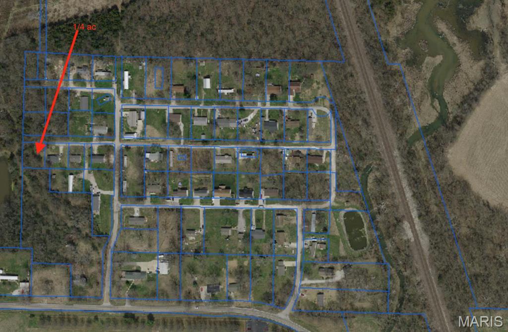 Homes for sale in Gray Summit, MO | 410 Oak Dr, Gray Summit, MO 63039 | MLS# MIS25073797