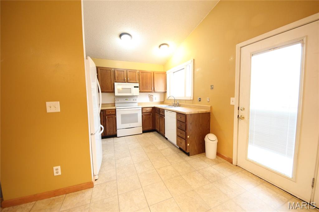 Homes for sale in St Peters, MO | 35 Gold Run Dr #B, St Peters, MO 63376 | MLS# MIS25074092