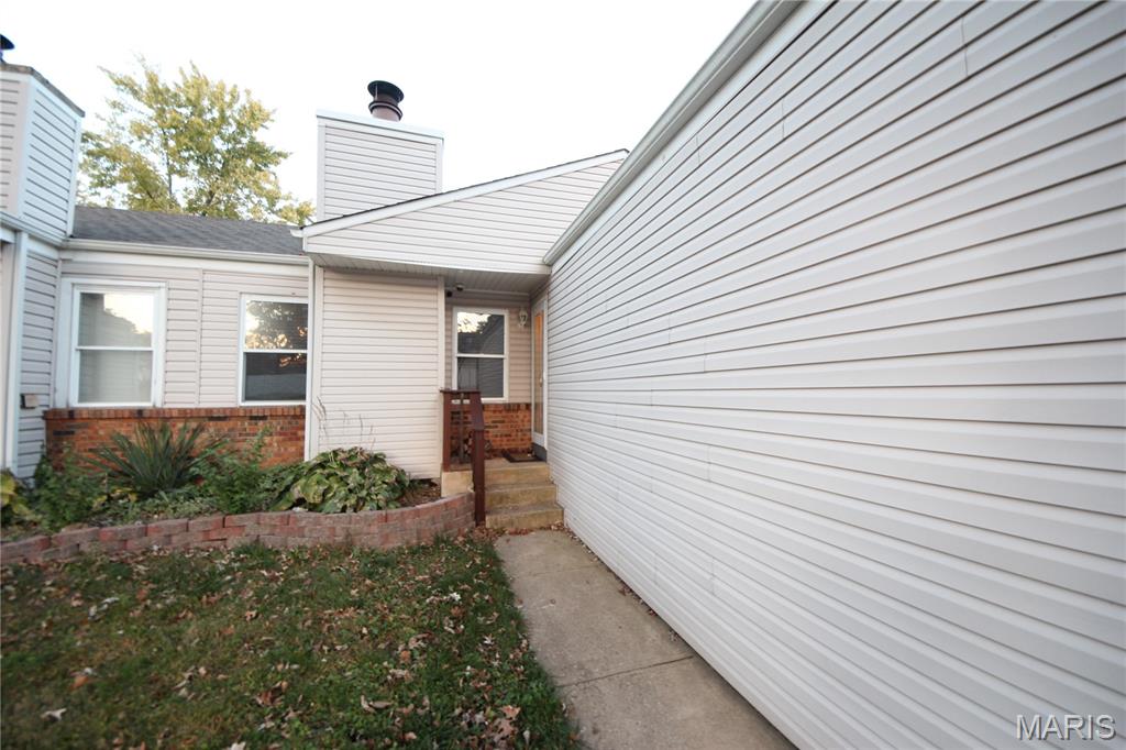 Homes for sale in St Peters, MO | 35 Gold Run Dr #B, St Peters, MO 63376 | MLS# MIS25074092