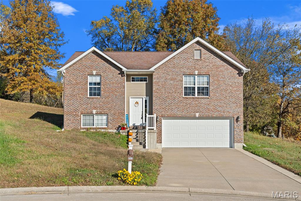 Homes for sale in New Haven, MO | 711 Sawyer Ter, New Haven, MO 63068 | MLS# MIS25074201