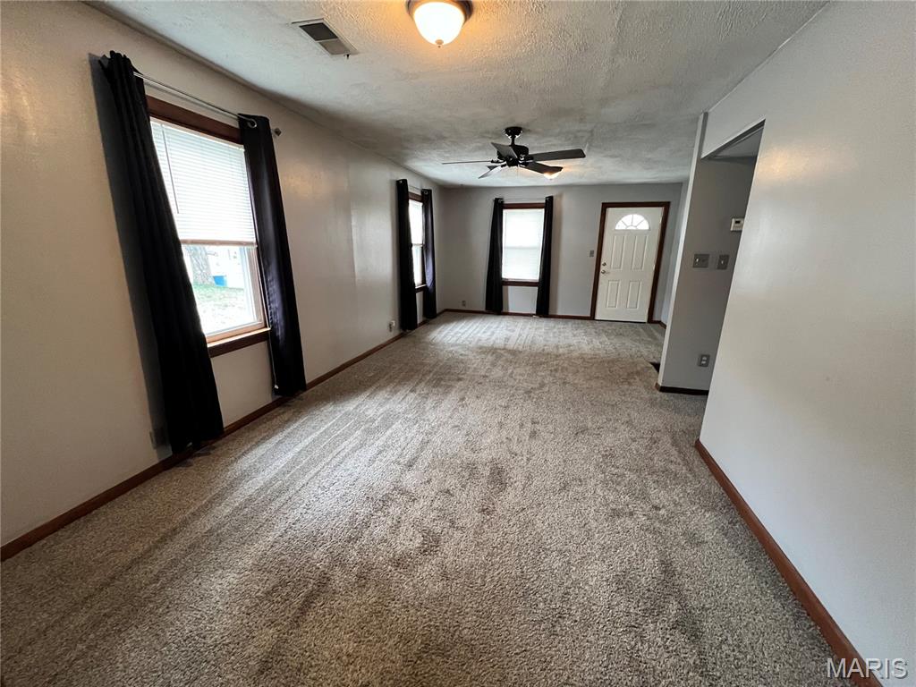 Homes for sale in Anna, IL | 404 Oak St, Anna, IL 62906 | MLS# MIS25074306