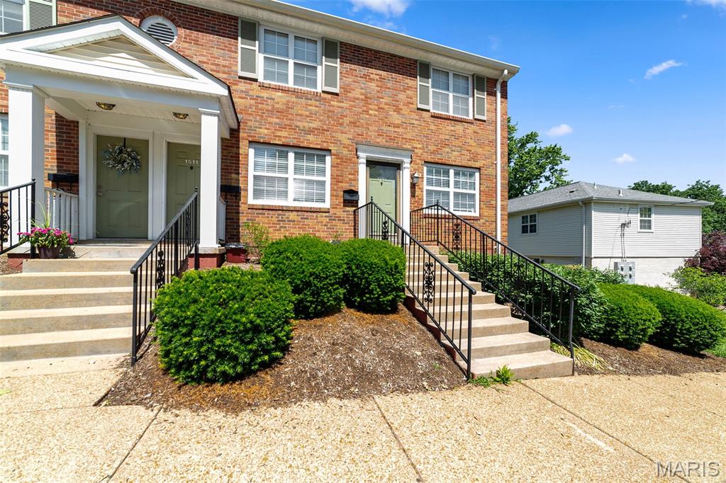 Homes for sale in St Louis, MO | 1509 Swallow Dr, St Louis, MO 63144 | MLS# MIS25075133