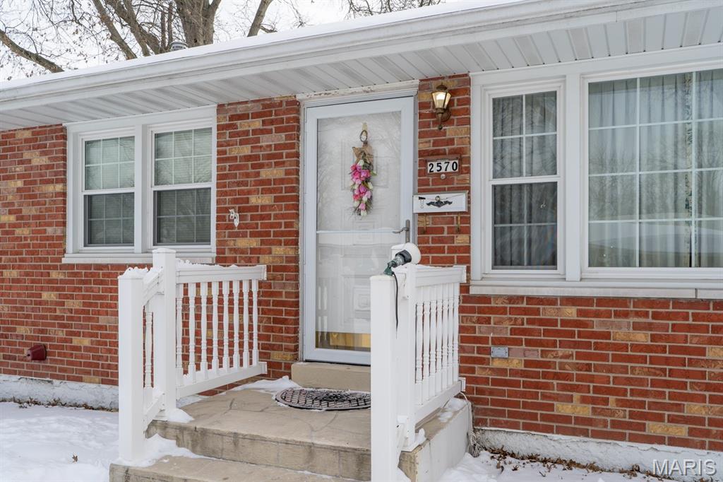 Homes for sale in Granite City, IL | 2570 Boyle Ave, Granite City, IL 62040 | MLS# MIS25075261