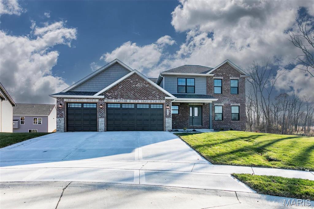 Homes for sale in Glen Carbon, IL | 2745 Bristol Way, Glen Carbon, IL 62034 | MLS# MIS25075288