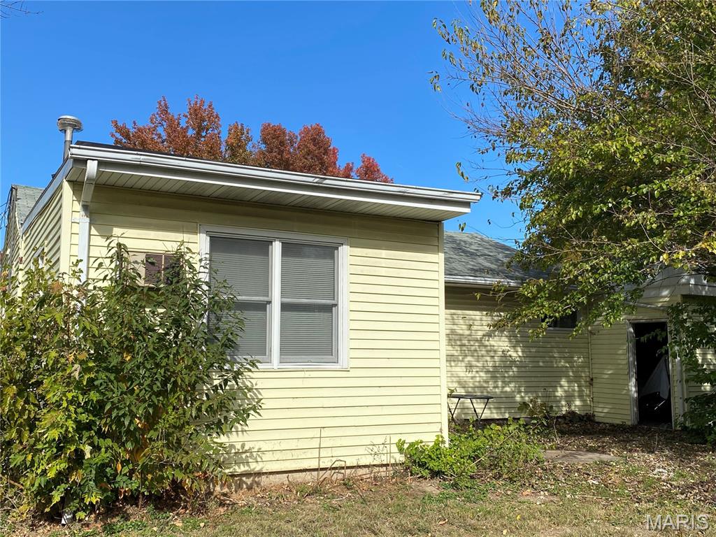 Homes for sale in Godfrey, IL | 805 Southmoor Pl, Godfrey, IL 62035 | MLS# MIS25075707