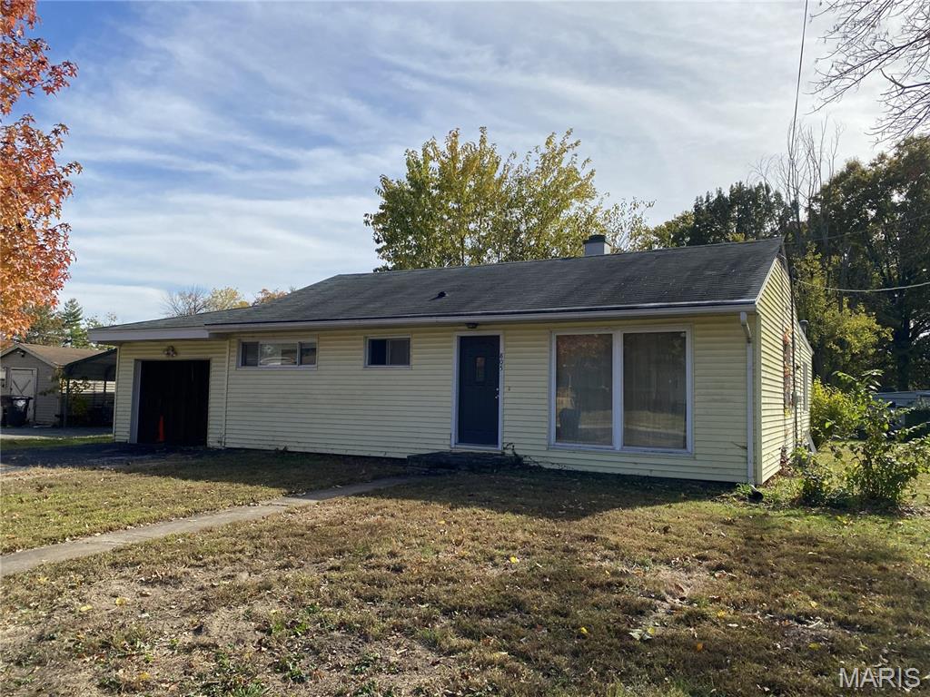 Homes for sale in Godfrey, IL | 805 Southmoor Pl, Godfrey, IL 62035 | MLS# MIS25075707