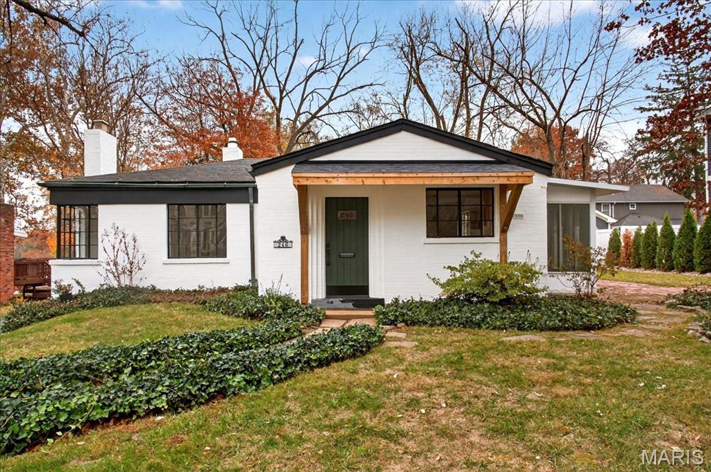 Homes for sale in St Louis, MO | 246 S Old Orchard Ave, St Louis, MO 63119 | MLS# MIS25076108