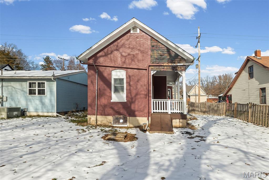 Homes for sale in Swansea, IL | 324 Gilbert St, Swansea, IL 62226 | MLS# MIS25076646