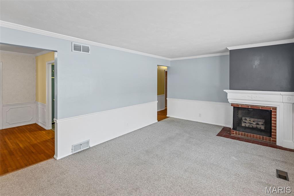 Homes for sale in St Louis, MO | 10617 Twilight Dr, St Louis, MO 63128 | MLS# MIS25076713