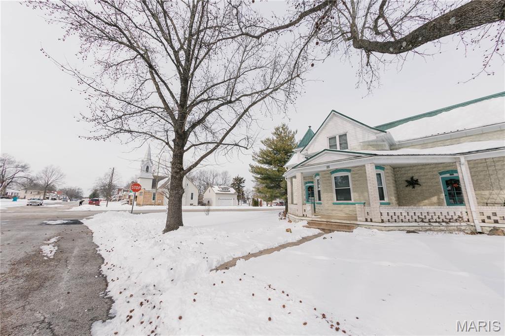 Homes for sale in Owensville, MO | 111 W Madison Ave, Owensville, MO 65066 | MLS# MIS25077089