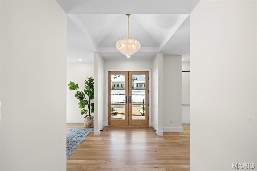 Homes for sale in Frontenac, MO | 1534 Woodgate Dr, Frontenac, MO 63131 | MLS# MIS25078109