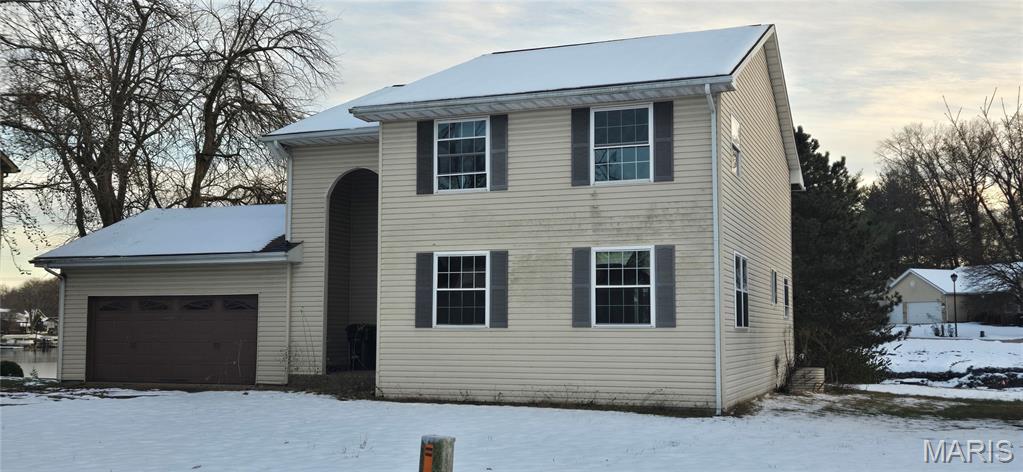 Homes for sale in Lake St Louis, MO | 14 Bayside Ct, Lake St Louis, MO 63367 | MLS# MIS25079705