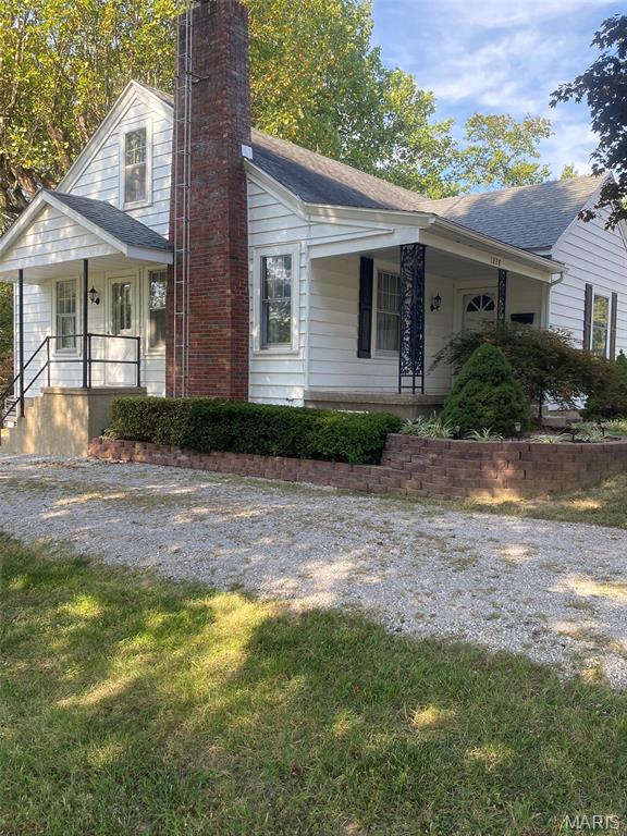 Homes for sale in Chester, IL | 1228 Opdyke St, Chester, IL 62233 | MLS# MIS25079803
