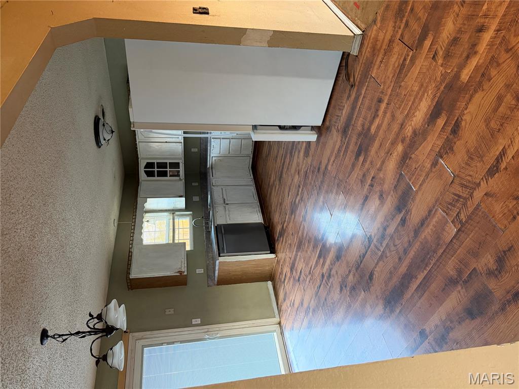 Homes for sale in Richland, MO | 810 Mildred St, Richland, MO 65556 | MLS# MIS25079873