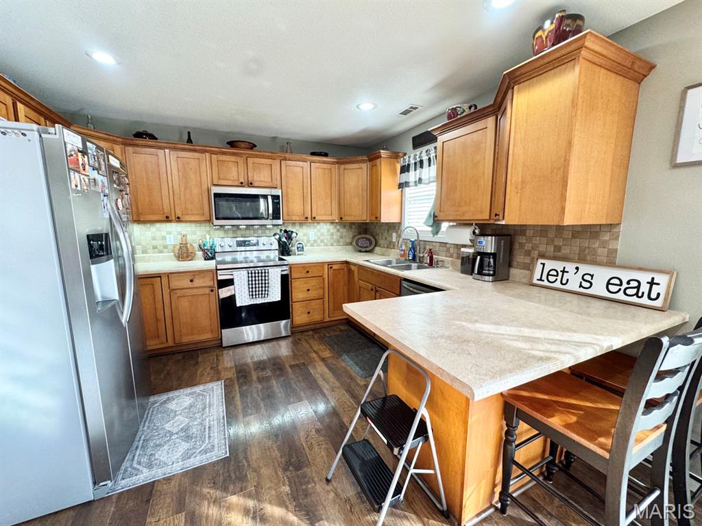 Homes for sale in Dexter, MO | 1407 Birch Crk, Dexter, MO 63841 | MLS# MIS25079956