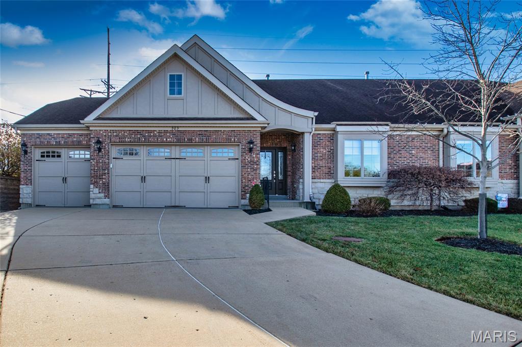 Homes for sale in Manchester, MO | 989 Hanna Bend Ct, Manchester, MO 63021 | MLS# MIS25081405