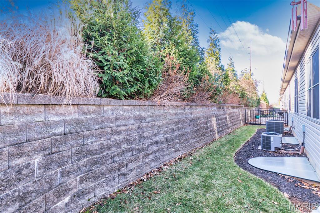 Homes for sale in Manchester, MO | 989 Hanna Bend Ct, Manchester, MO 63021 | MLS# MIS25081405