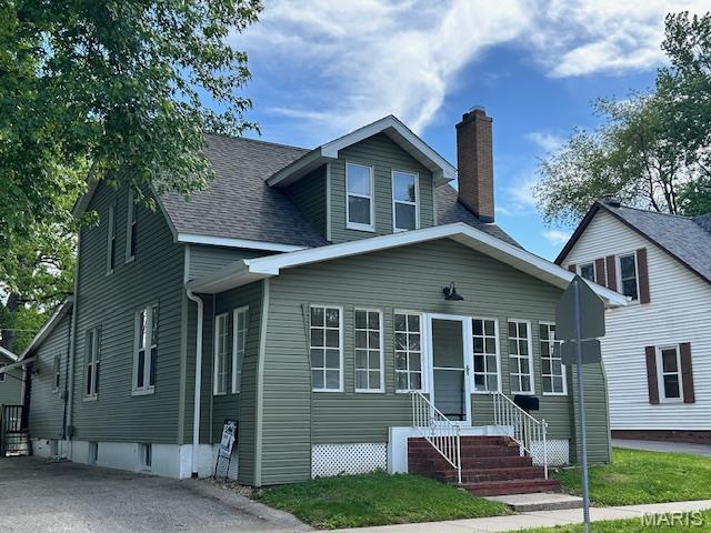 Homes for sale in O'fallon, IL | 415 W 3rd St, O'fallon, IL 62269 | MLS# MIS26000020