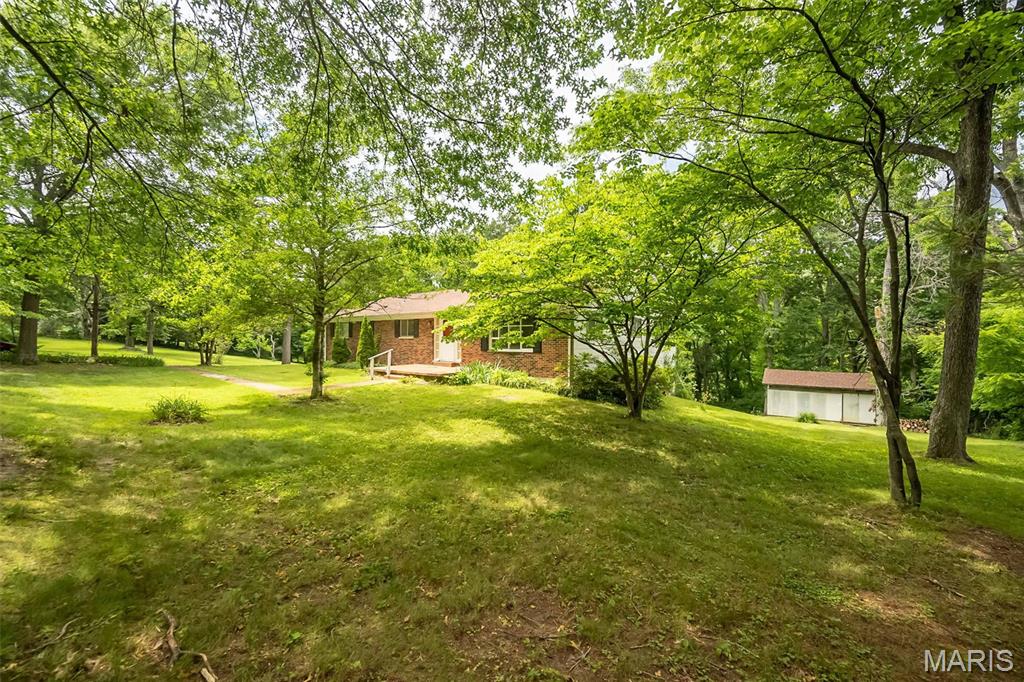 Homes for sale in Barnhart, MO | 3037 Upper Moss Hollow Rd, Barnhart, MO 63012 | MLS# MIS26000216