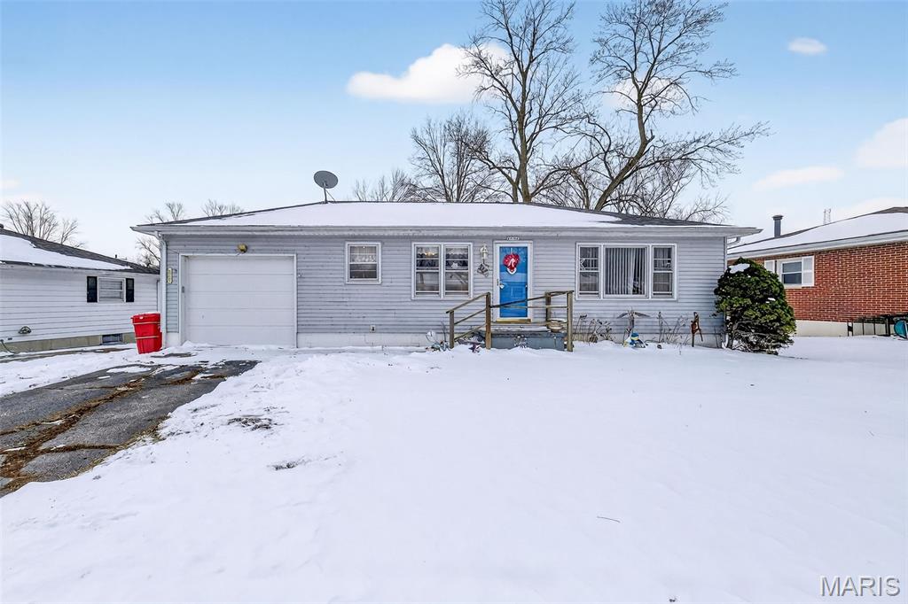 Homes for sale in Louisiana, MO | 212 Boyd Dr, Louisiana, MO 63353 | MLS# MIS26001357