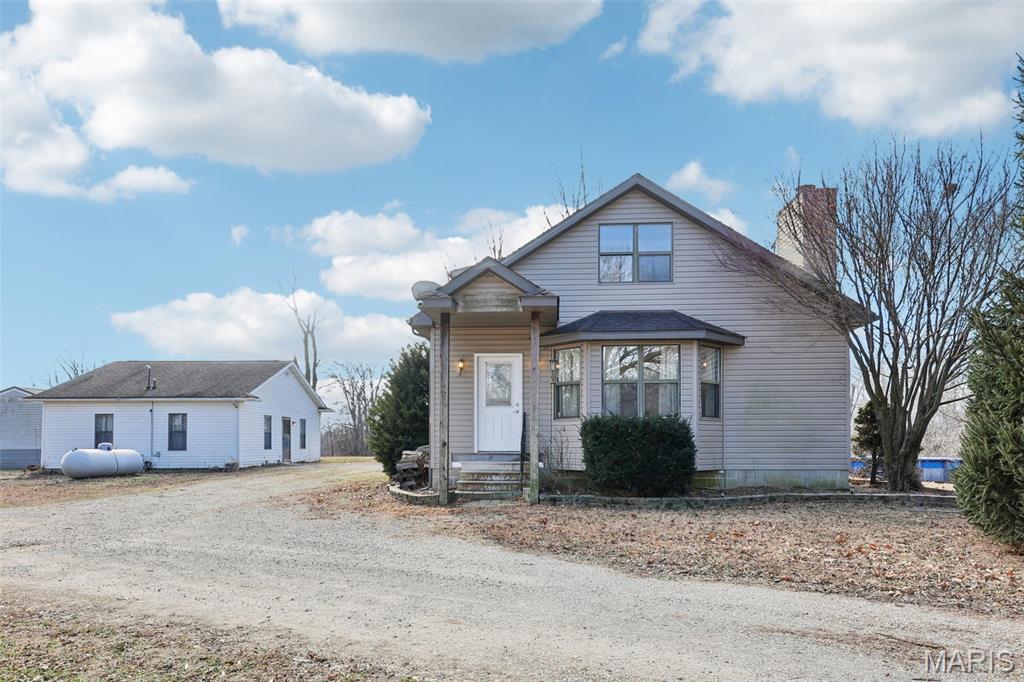 Homes for sale in Troy, IL | 8602 E Kirsch Rd, Troy, IL 62294 | MLS# MIS26002661