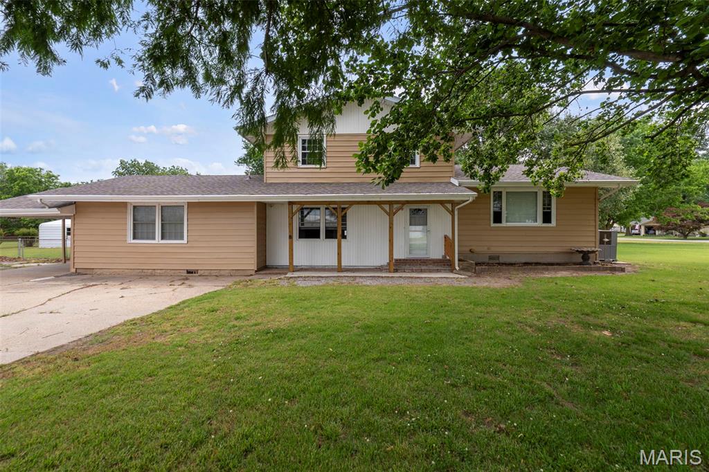 Homes for sale in Sikeston, MO | 119 Depro, Sikeston, MO 63801 | MLS# MIS26002939