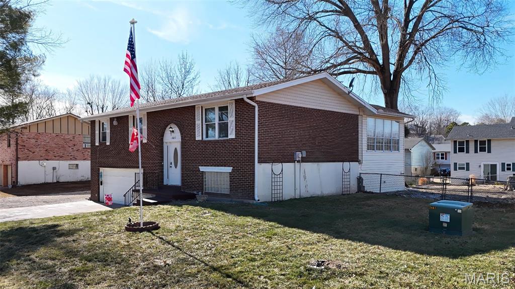 Homes for sale in Imperial, MO | 5827 Barberry Dr, Imperial, MO 63052 | MLS# MIS26002999