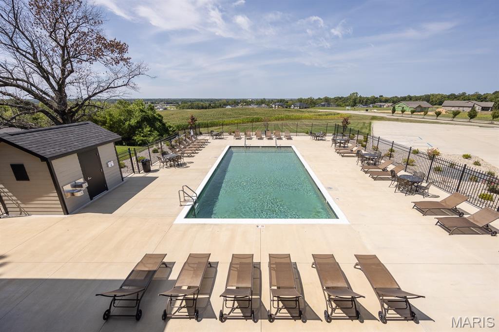 Homes for sale in Shiloh, IL | 3736 Golfview Cir, Shiloh, IL 62221 | MLS# MIS26003404