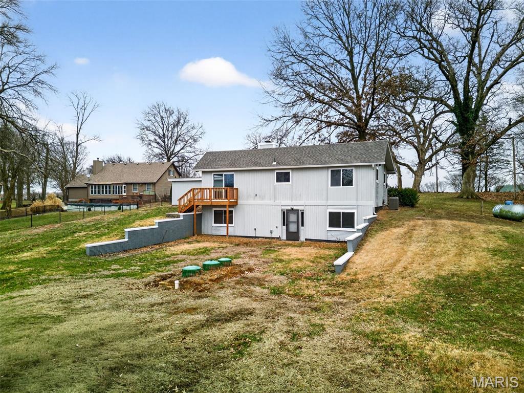 Homes for sale in Godfrey, IL | 2903 Airport Rd, Godfrey, IL 62035 | MLS# MIS26003575