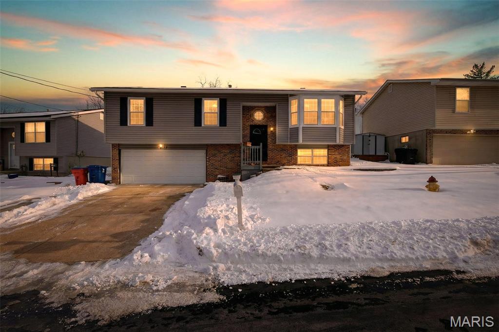 Homes for sale in Imperial, MO | 1827 Hilltop Village Ln, Imperial, MO 63052 | MLS# MIS26003783