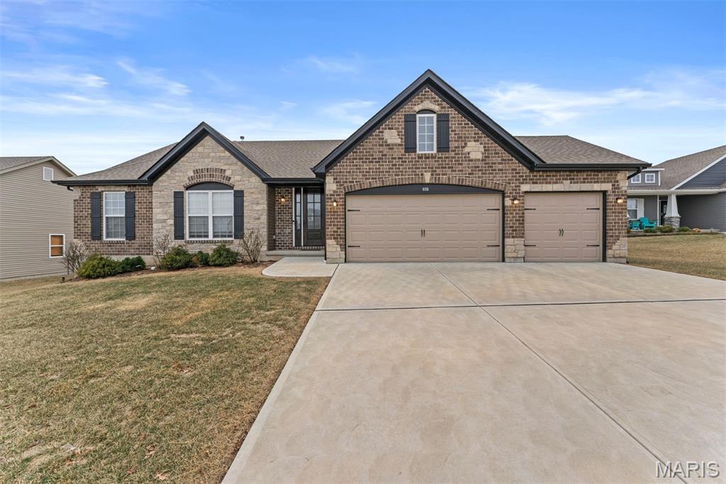 Homes for sale in Moscow Mills, MO | 408 Abilene Ct, Moscow Mills, MO 63362 | MLS# MIS26003851