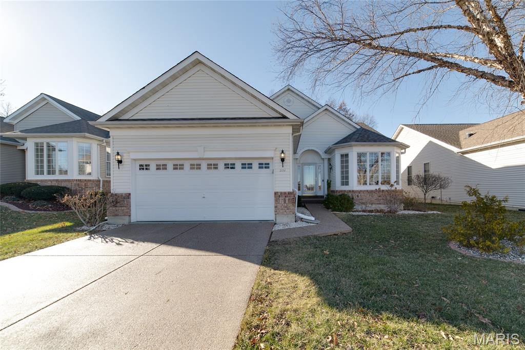 Homes for sale in Lake St Louis, MO | 2114 Hawks Landing Dr #S, Lake St Louis, MO 63367 | MLS# MIS26003973