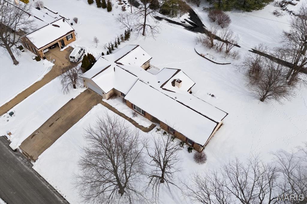 Homes for sale in Maryville, IL | 29 Santa Anita Dr, Maryville, IL 62062 | MLS# MIS26004165