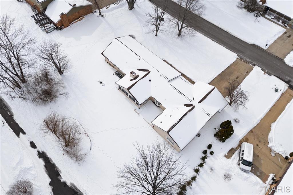 Homes for sale in Maryville, IL | 29 Santa Anita Dr, Maryville, IL 62062 | MLS# MIS26004165