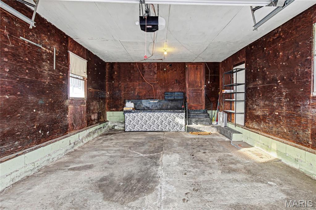 Homes for sale in Festus, MO | 202 Sunshine Dr, Festus, MO 63028 | MLS# MIS26004278