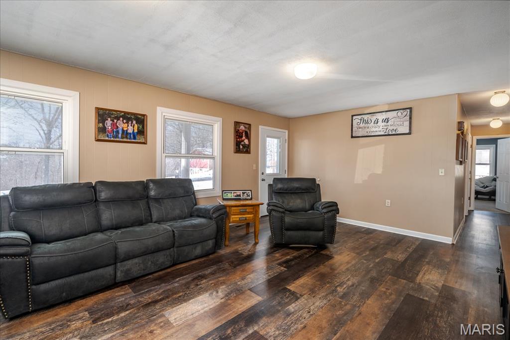 Homes for sale in Bourbon, MO | 105 Watkins St, Bourbon, MO 65441 | MLS# MIS26004612