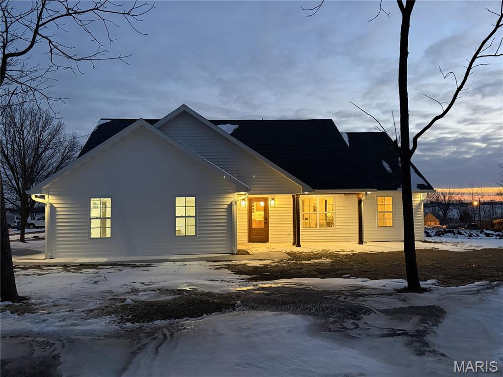 Homes for sale in La Belle, MO | 301 Columbus St, La Belle, MO 63447 | MLS# MIS26004620