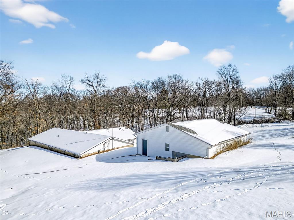 Homes for sale in Winfield, MO | 389 Hwy Y, Winfield, MO 63389 | MLS# MIS26004800
