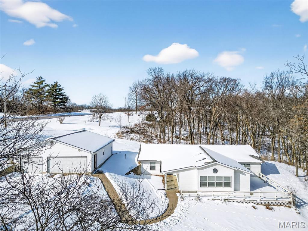 Homes for sale in Winfield, MO | 389 Hwy Y, Winfield, MO 63389 | MLS# MIS26004800