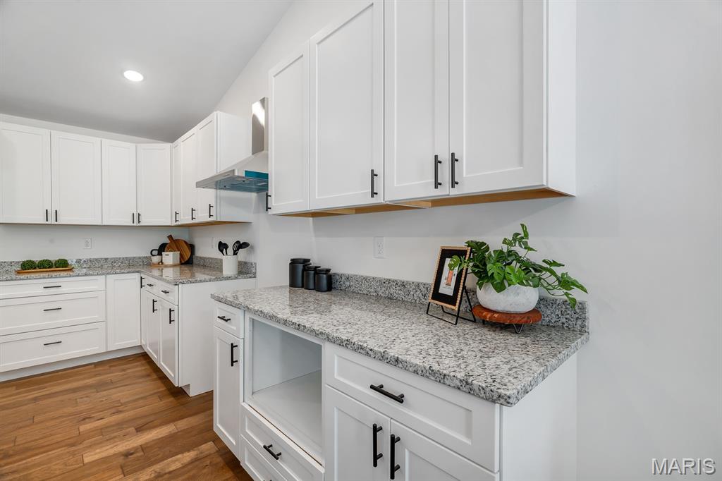 Homes for sale in Bethalto, IL | 204 Wrigley Field Dr, Bethalto, IL 62010 | MLS# MIS26004847