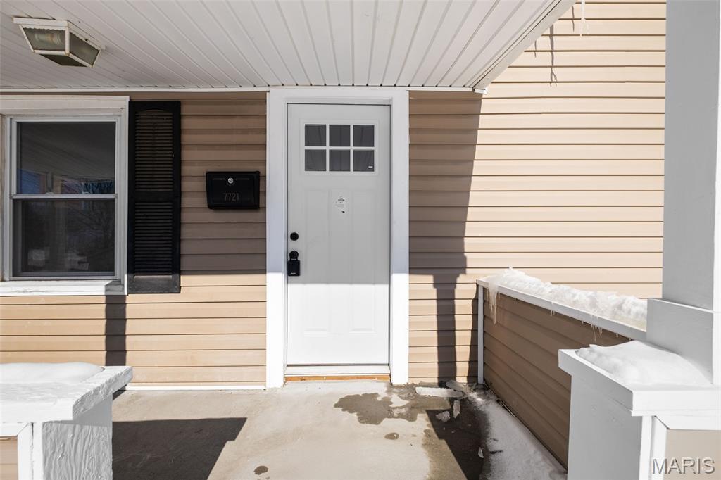 Homes for sale in Richmond Heights, MO | 7721 W Ranken Ave, Richmond Heights, MO 63117 | MLS# MIS26004857