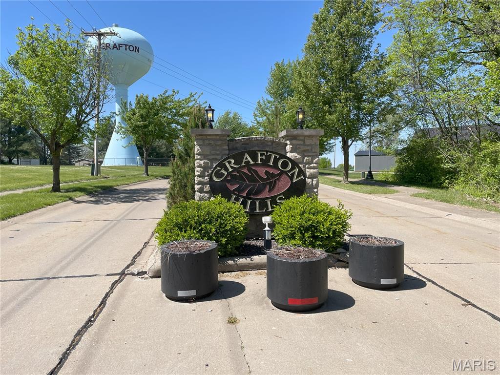 Homes for sale in Grafton, IL | Lot #90 Redwing Ct, Grafton, IL 62037 | MLS# MIS26004909