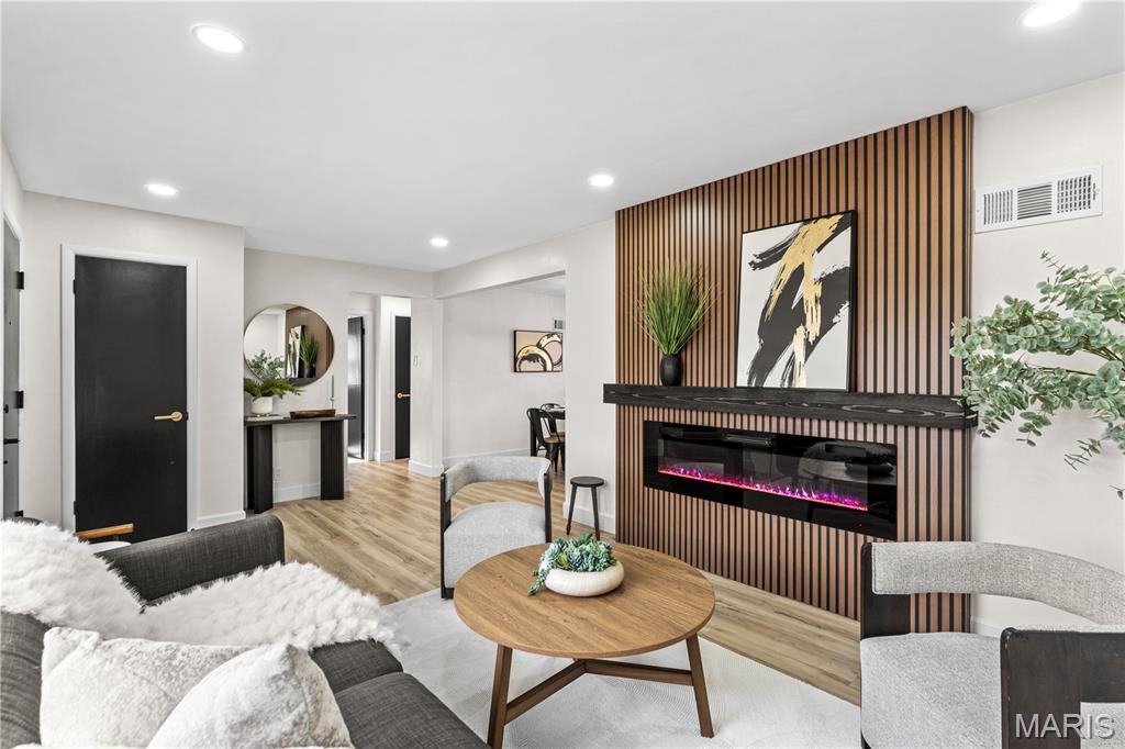 Homes for sale in Unincorporated, MO | 9115 Jonmar Ct, Unincorporated, MO 63123 | MLS# MIS26005007