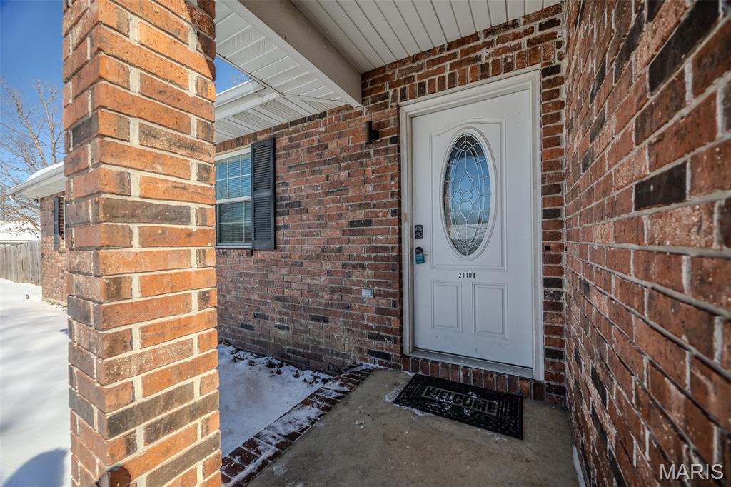 Homes for sale in Waynesville, MO | 21104 Larson Rd, Waynesville, MO 65583 | MLS# MIS26005157