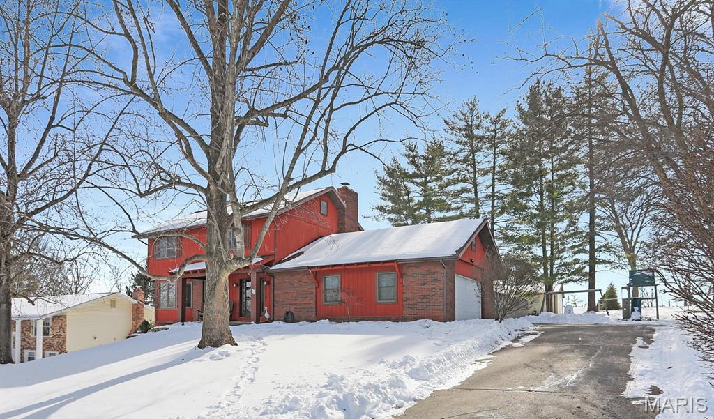 Homes for sale in Washington, MO | 51 Berkshire Dr, Washington, MO 63090 | MLS# MIS26005162