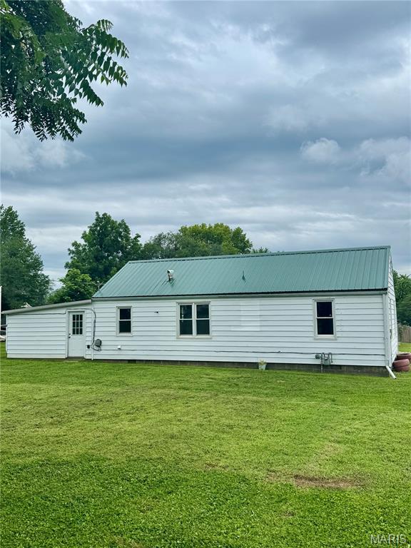 Homes for sale in Palmyra, MO | 320 W Elm St, Palmyra, MO 63461 | MLS# MIS26005169