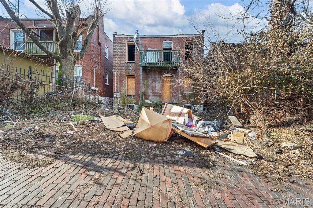 Homes for sale in St Louis, MO | 5943 Page Blvd, St Louis, MO 63112 | MLS# MIS26005215